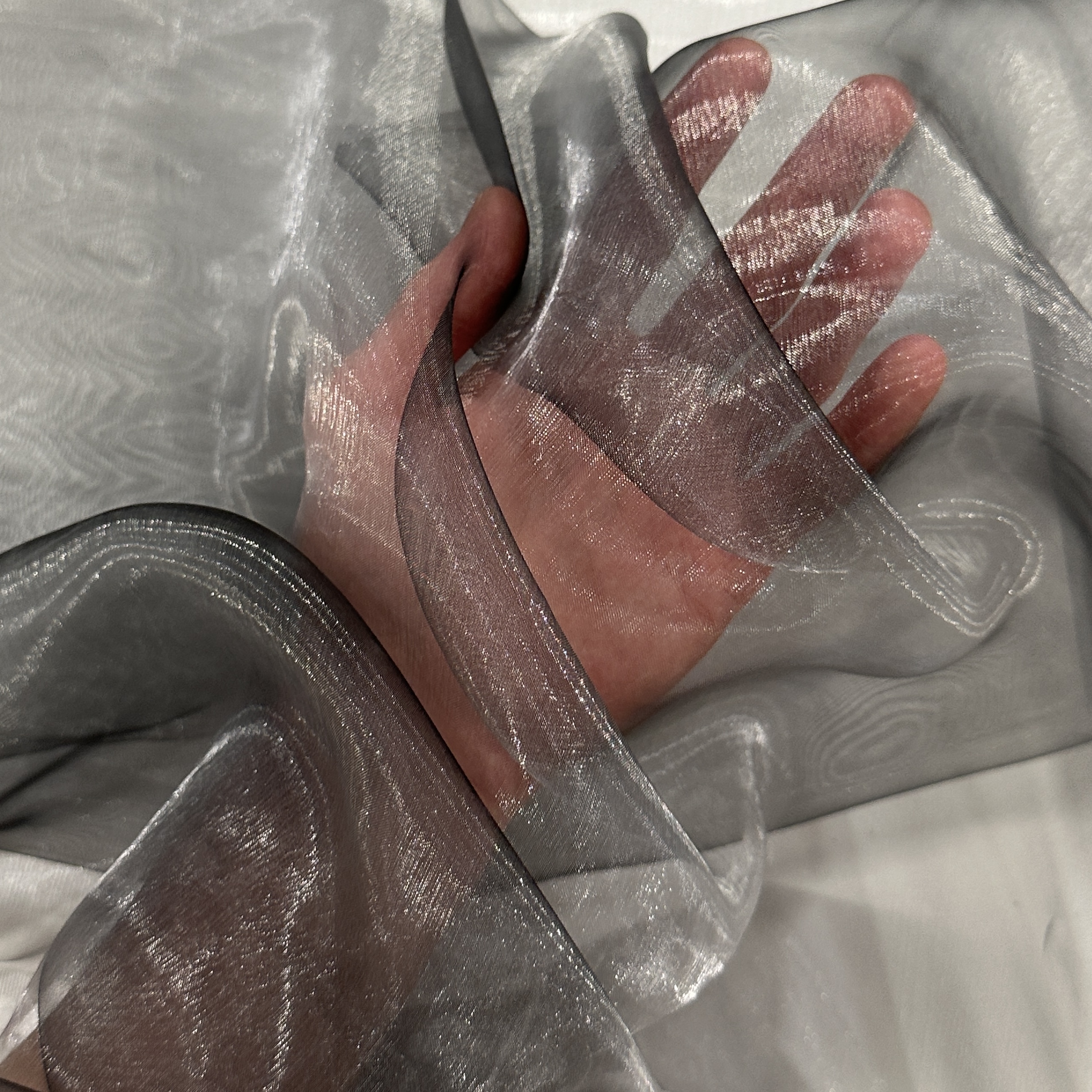 Органза, Liquid Metal