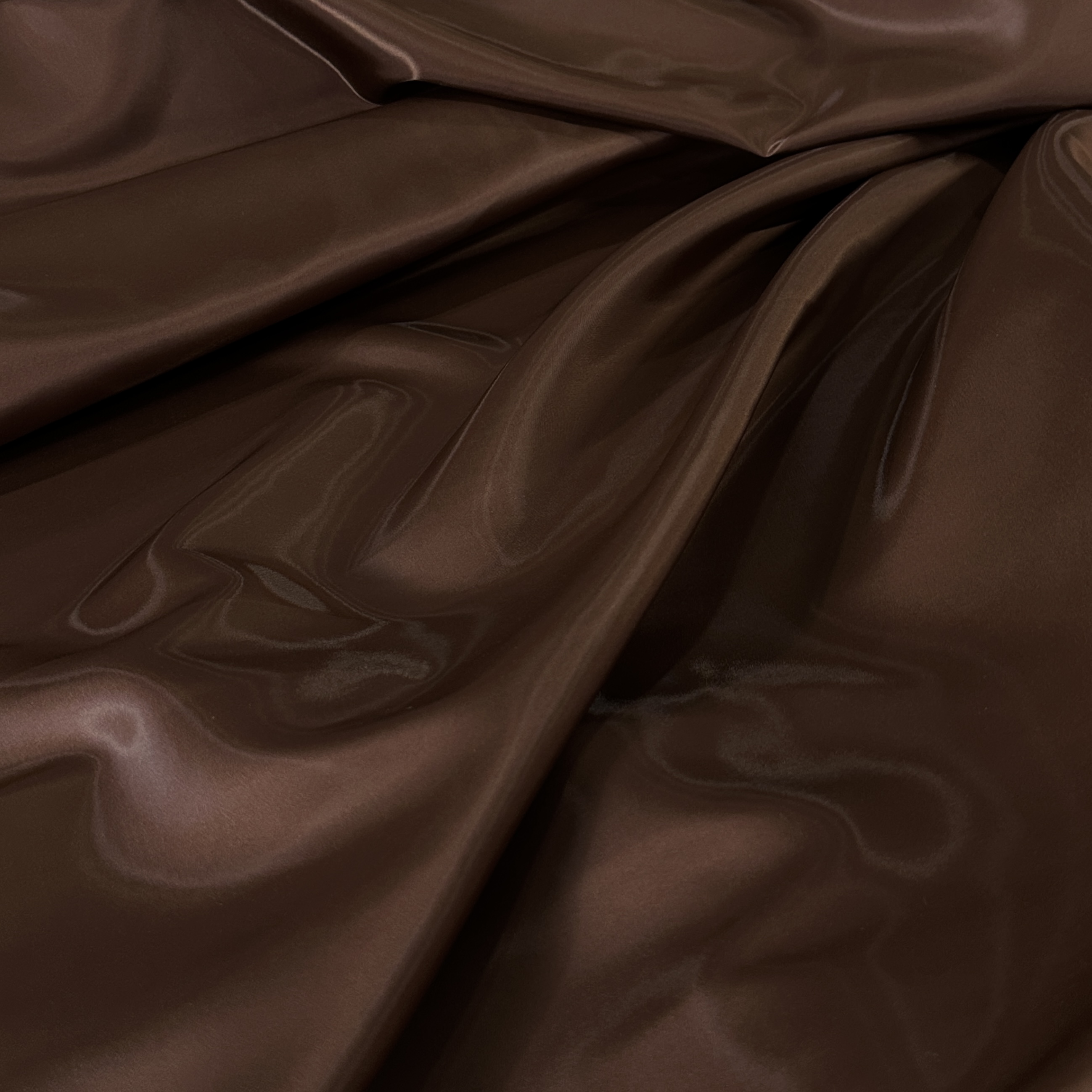 Курточно-плащевая ткань с эффектом жидкий металл с водоотталкивающей пропиткой, светло-коричневый